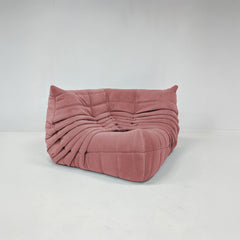 Élément d’Angle Relax en Tissu de Luxe – Modulable, Sculptural, Confort Enveloppant.