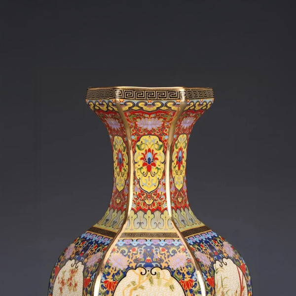 Vase Prestige Émaillé – Motifs Impériaux en Céramique