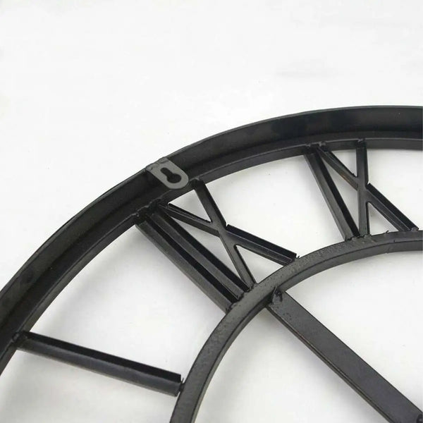 Wandklok in smeedijzeren design – Gesculpteerde Romeinse cijfers 40 cm
